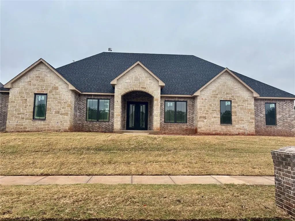 Oklahoma City Homes for Sale in the neighborhood of Southern Preserve II in the Zipcode of 73173