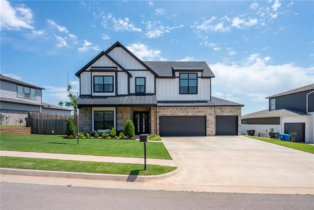 2108 El Cajon Street, Edmond