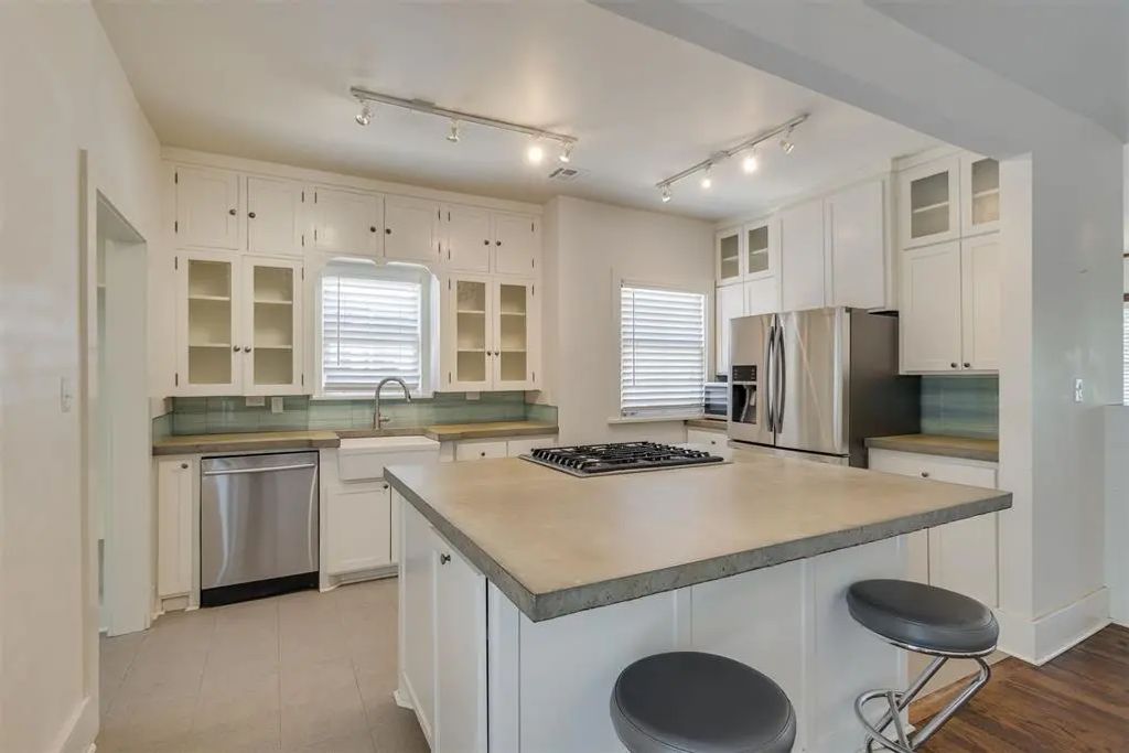 1134 Nw 40th Street, Oklahoma City