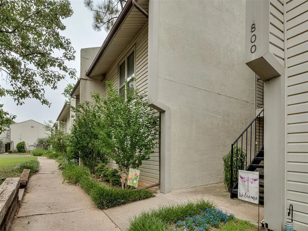 800 Cardinal Creek Boulevard C, Norman