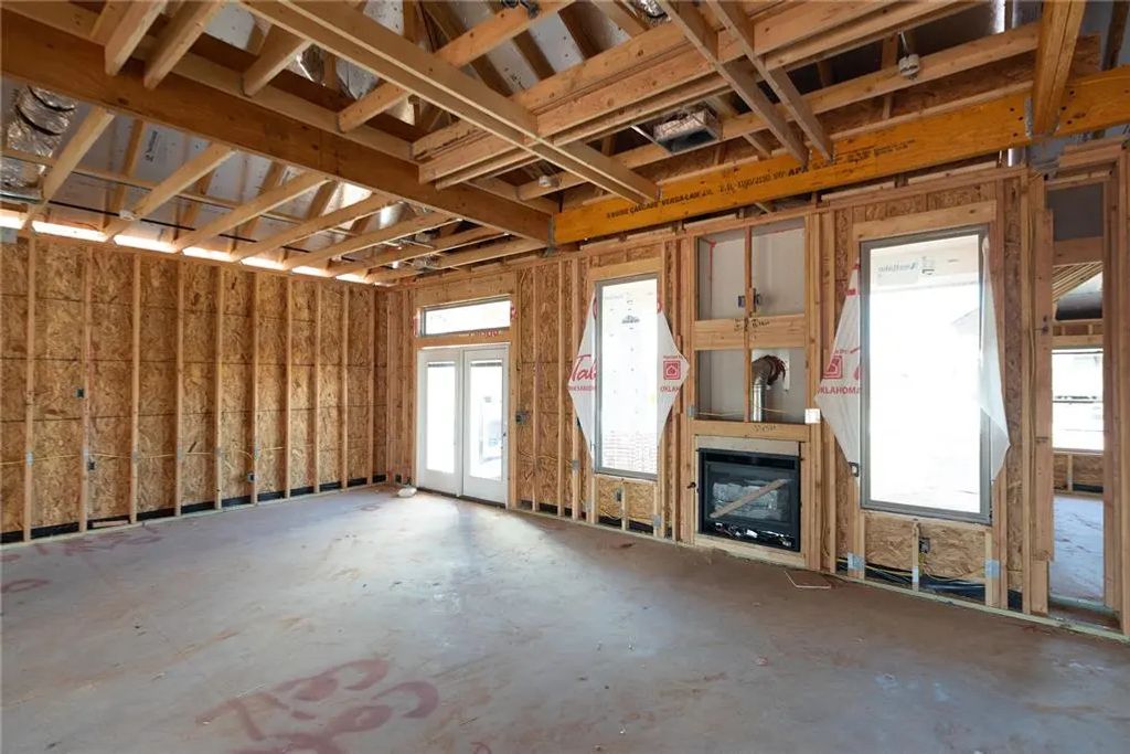 8341 Cora Tree Drive, Edmond