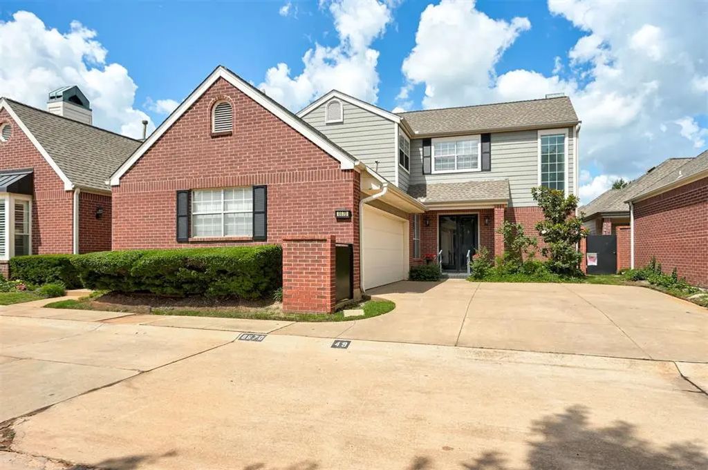 8670 N May Avenue 49d, Oklahoma City