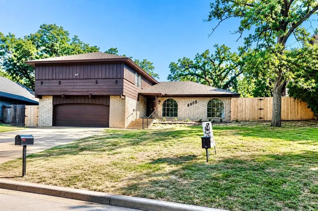 8009 Golden Oaks Road, Oklahoma City