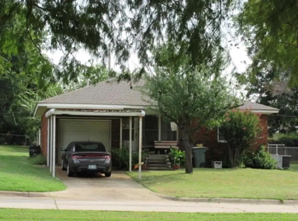 1320 S Littler Avenue, in the city of Edmond Real Estate in OK by Campbell South Edmond,