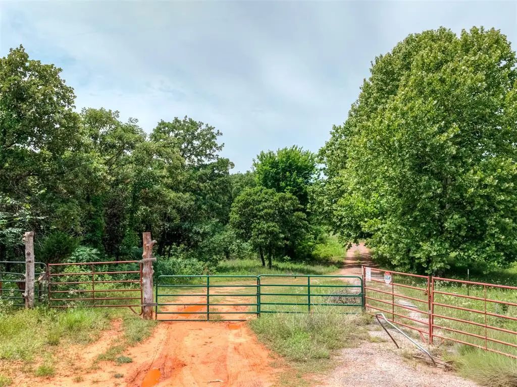 Land Real Estate for Sale located in the neighborhood of UNPLTD, in the city of Jones, OK