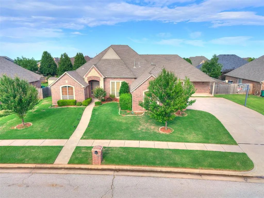 15212 Grayson Drive, Edmond