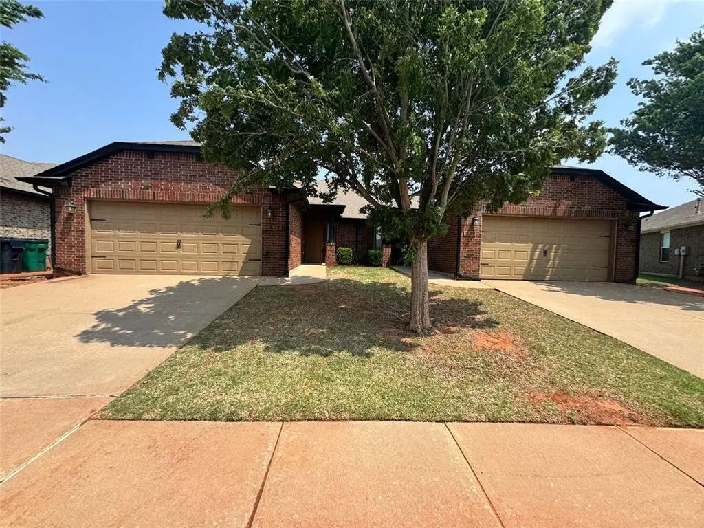 18210 Manera Way, Edmond