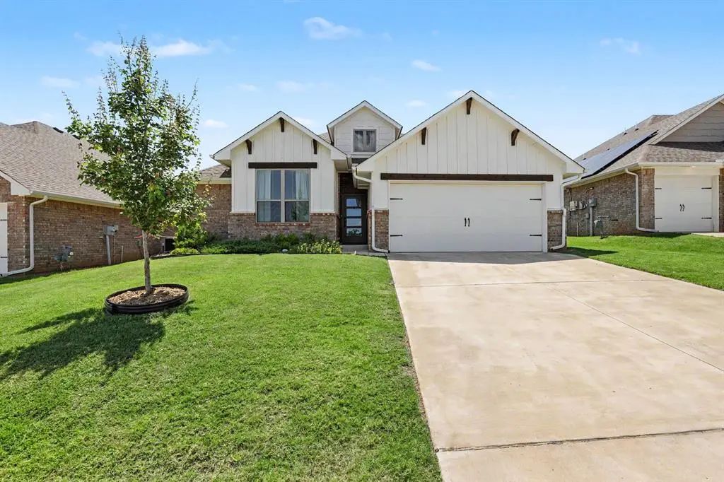 5225 Skylar Rae Road, Edmond
