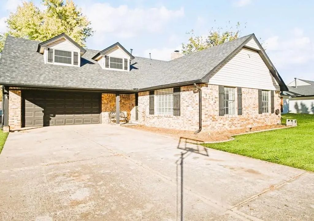 8225 Willow Creek Boulevard, Oklahoma City