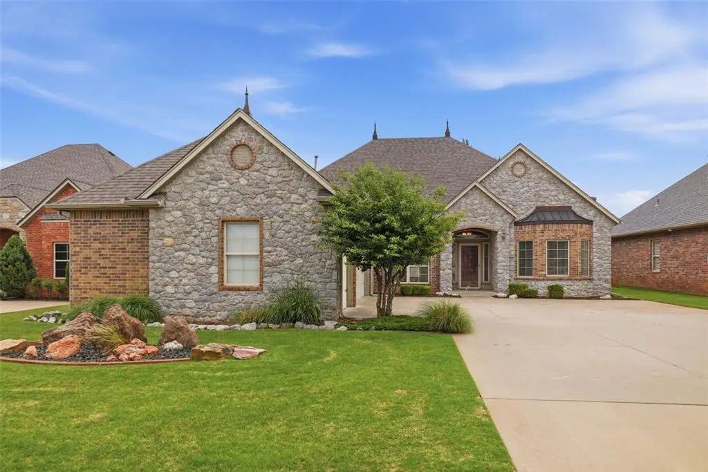 12508 Chateaux Road, Oklahoma City