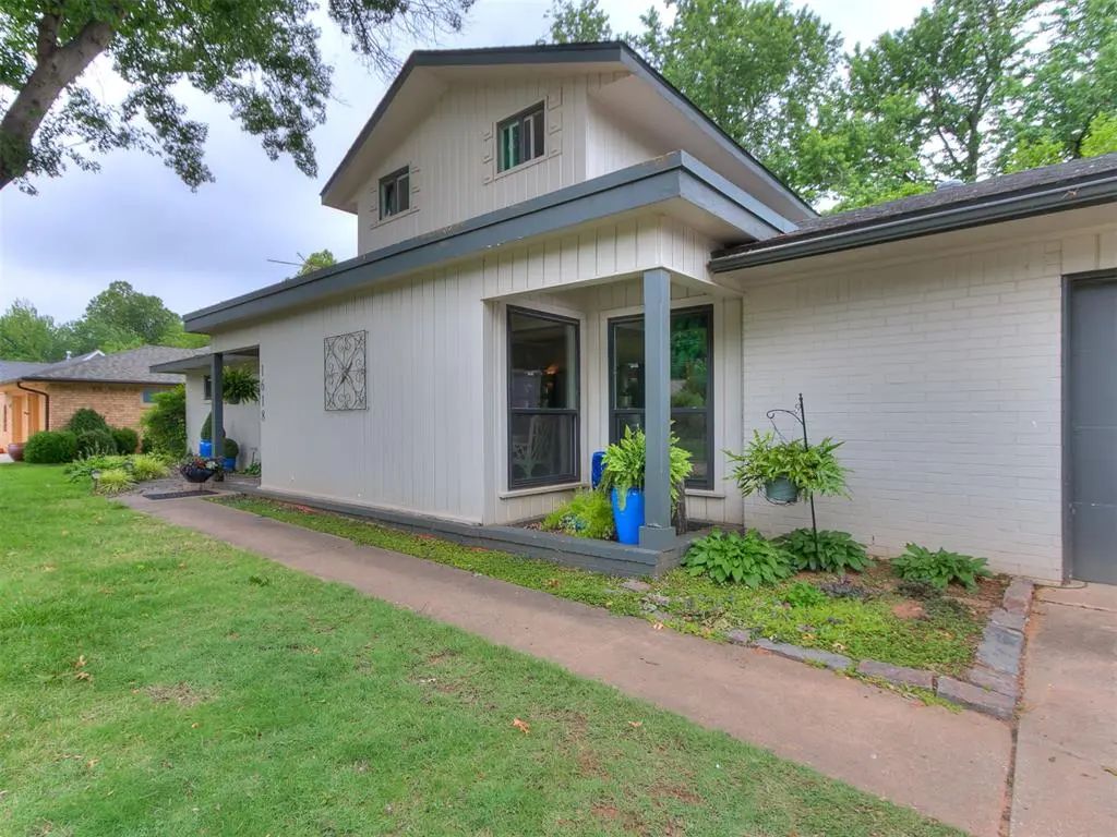 1618 Greenbriar Drive, Norman