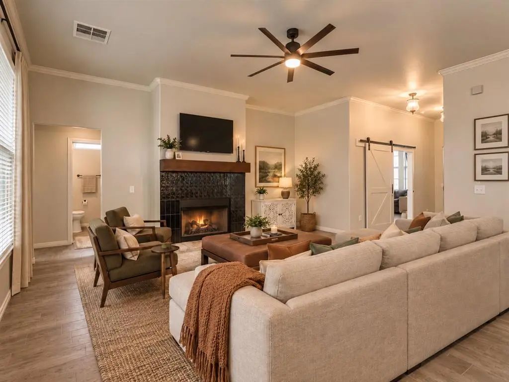 9328 Sw 44th Terrace, Oklahoma City