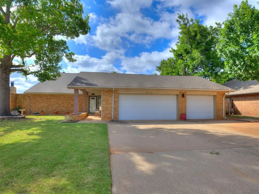 6612 Briarcreek Drive, Oklahoma City