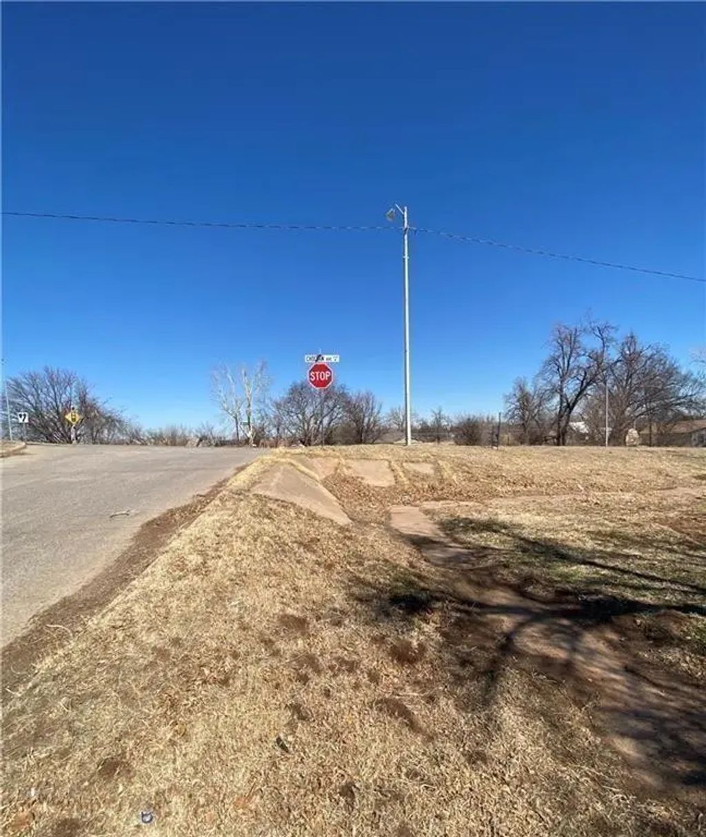 1121 W Choctaw Avenue, Chickasha