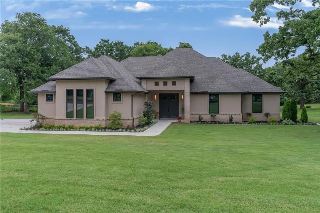 10124 Ne 4th Street, Oklahoma City