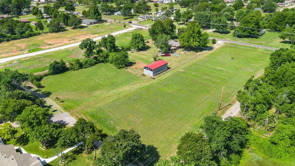 420 N Post Road, Oklahoma City