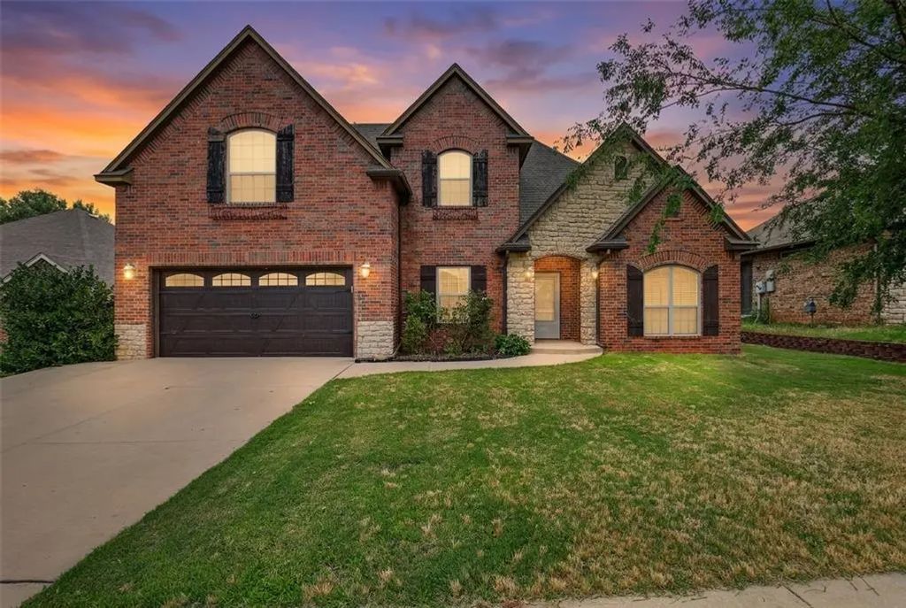 409 Horizon View Court, Norman