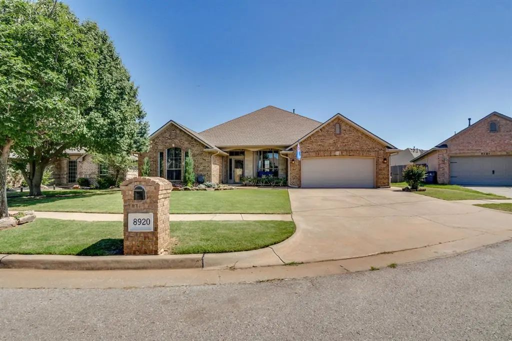 8920 Nw 111th Street, Oklahoma City