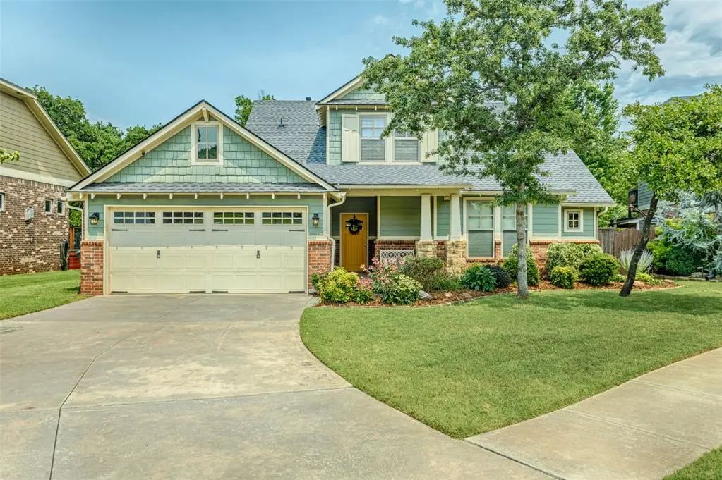 Residential Real Estate for Sale located in the neighborhood of Arbor Creek At The Summit Sec, in the city of Edmond, OK