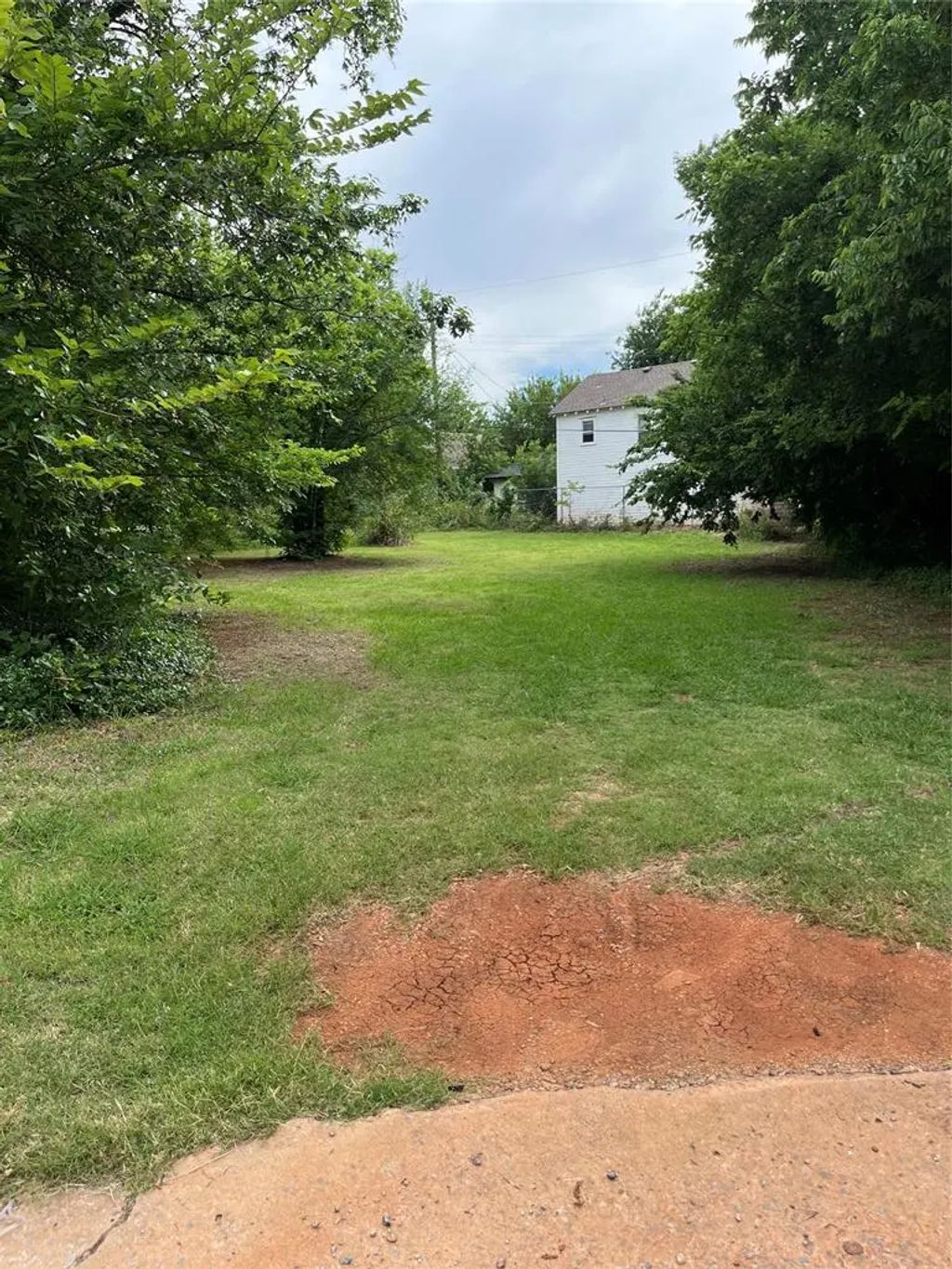 Monticello Court, Oklahoma City