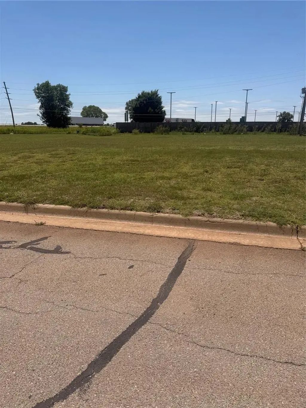Willow Street, Elk City