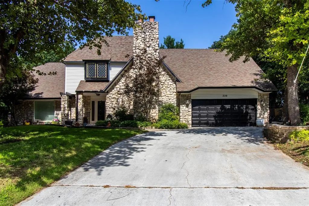 228 N Tunbridge Road, Oklahoma City