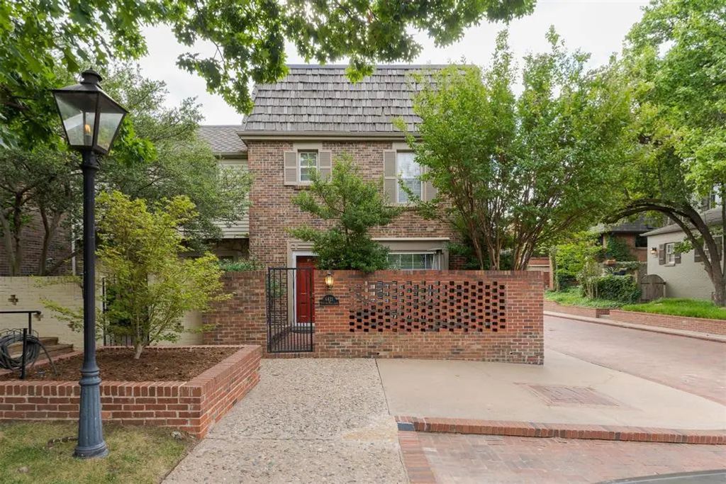 6421 Hunting Hill Lane 21, Oklahoma City