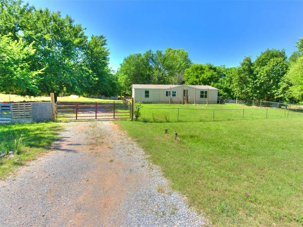 Residential for Sale by 1714 Nw 82nd Street in the Blanchard, located in the neighborhood of Eden Estate Sec 3