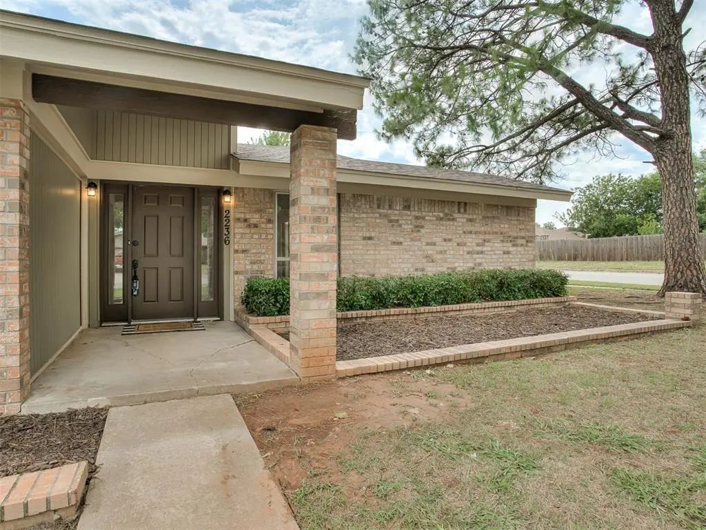2236 Nw 113th Place, Oklahoma City