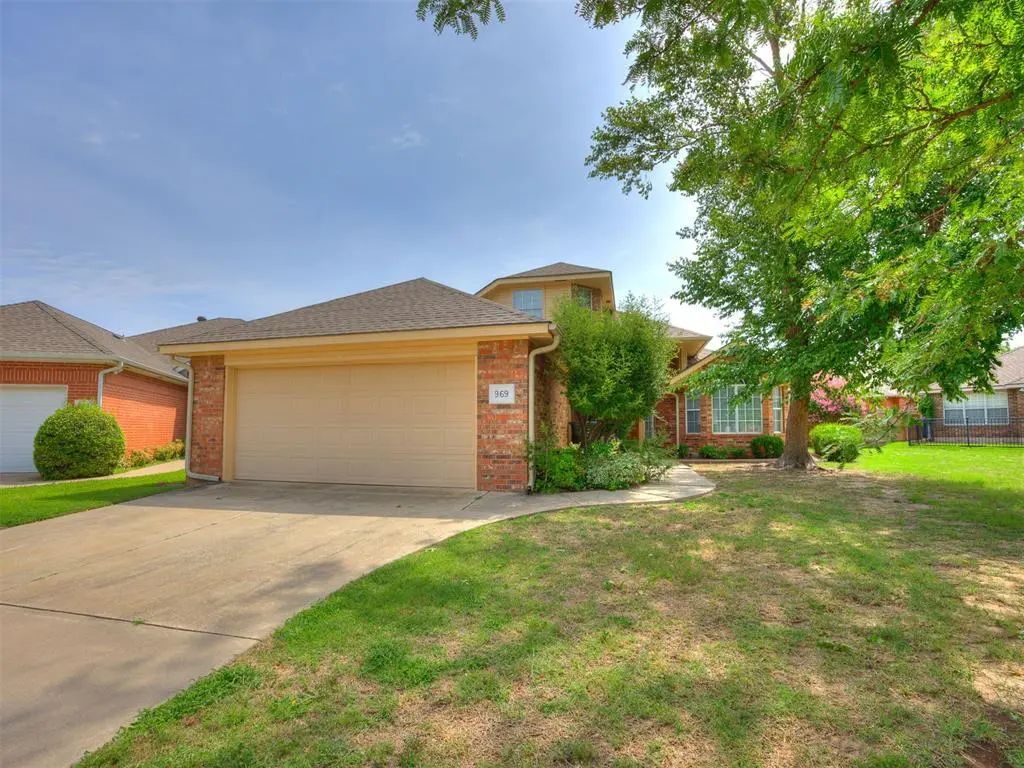 969 Pinebrooke Court, Norman