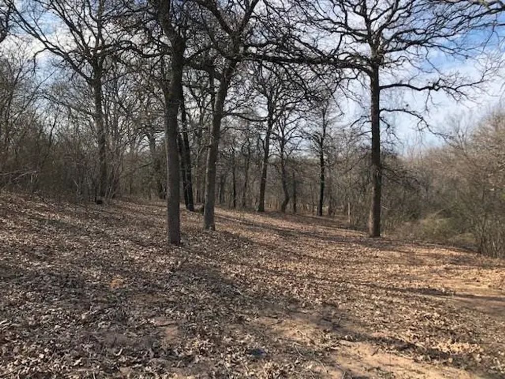 01 E Redbud Creek Circle, Harrah