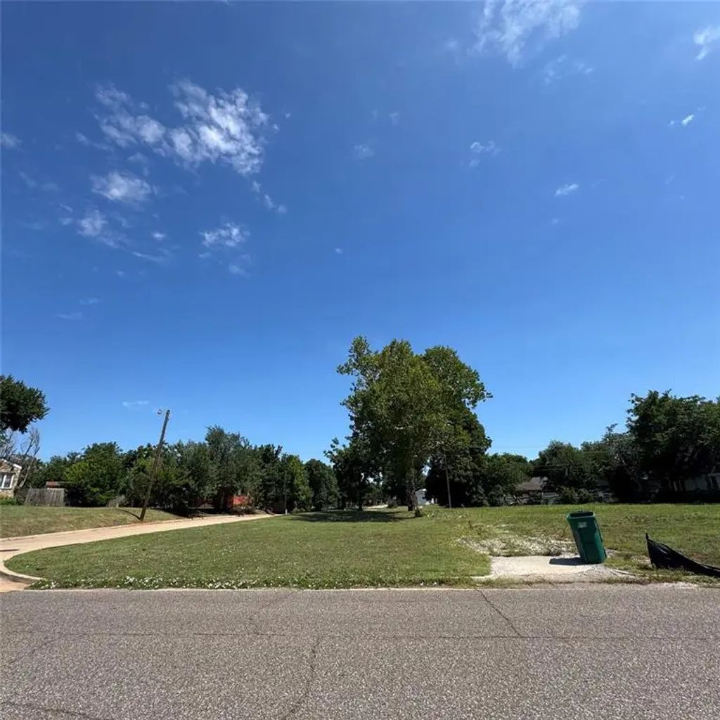 1935 Nw 27th Street, Oklahoma City