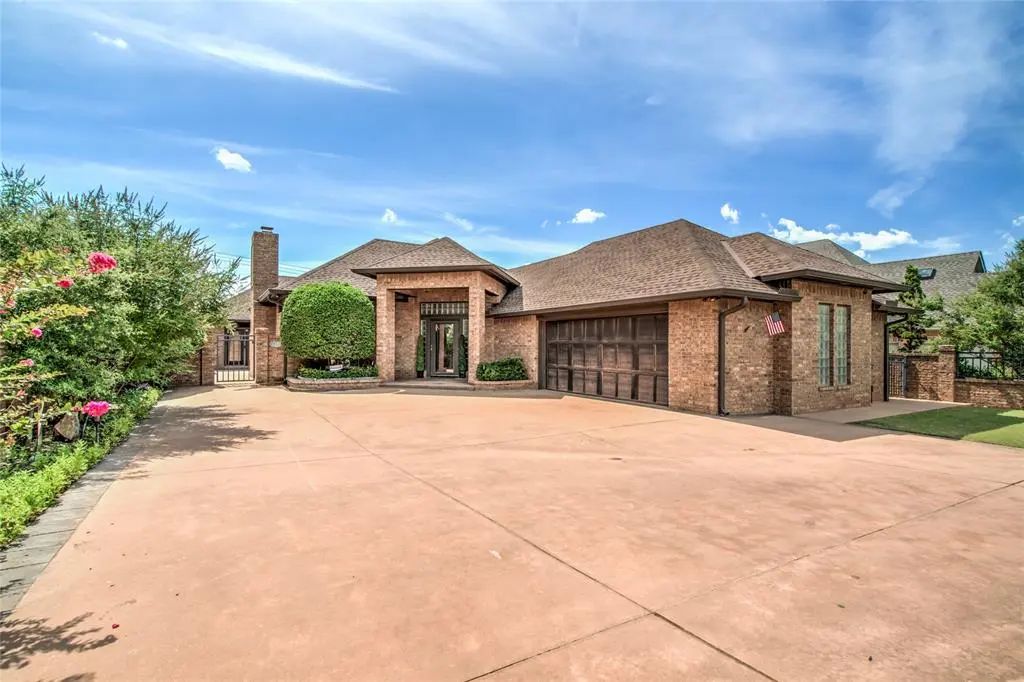 13105 Oakcliff Road, Oklahoma City