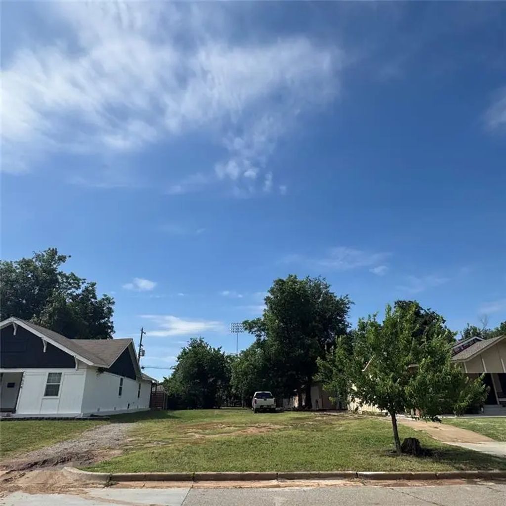 1608 Nw 29th Street, Oklahoma City