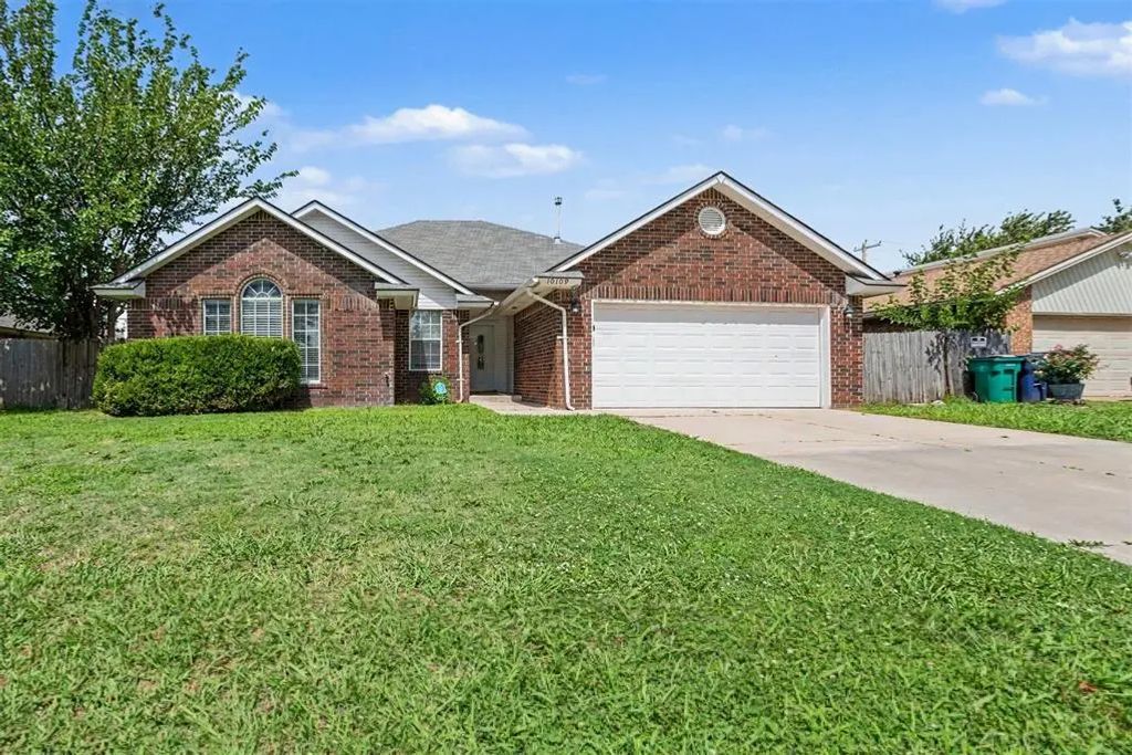 10109 S Hillcrest Drive, Oklahoma City