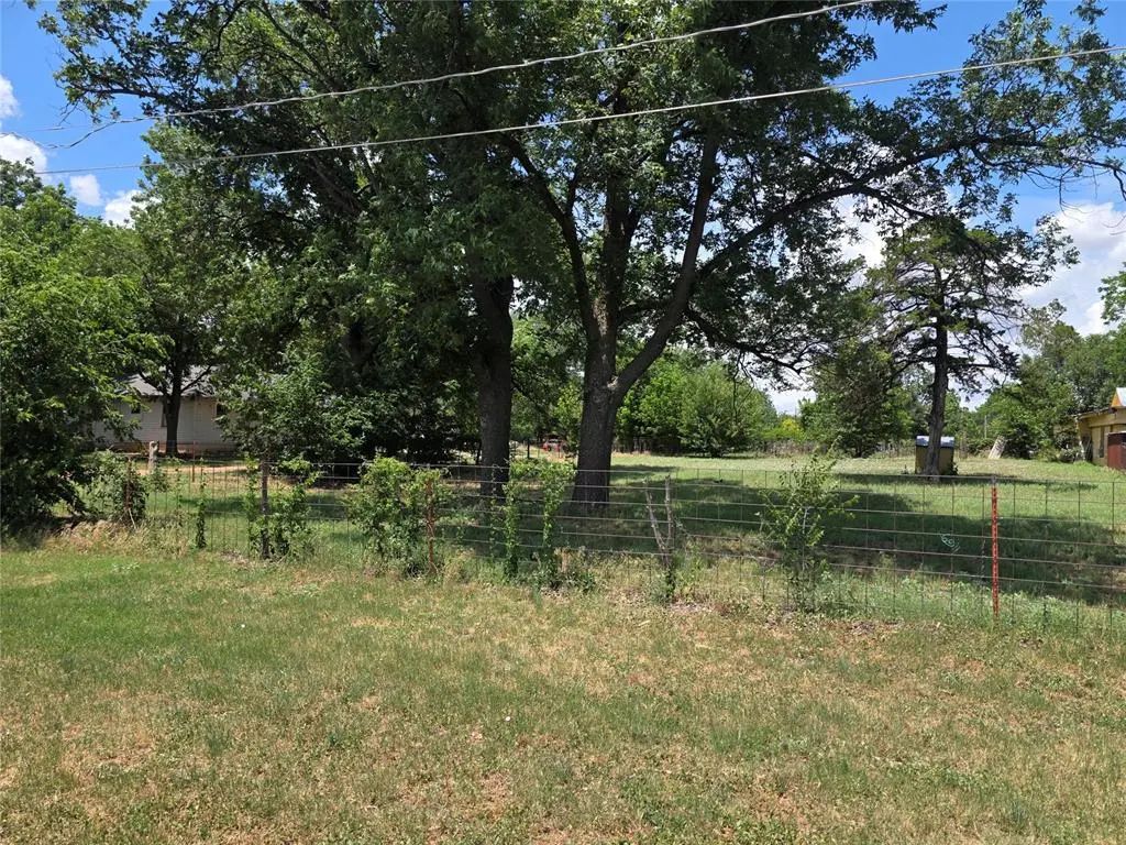 925 W Illinois Avenue, Chickasha