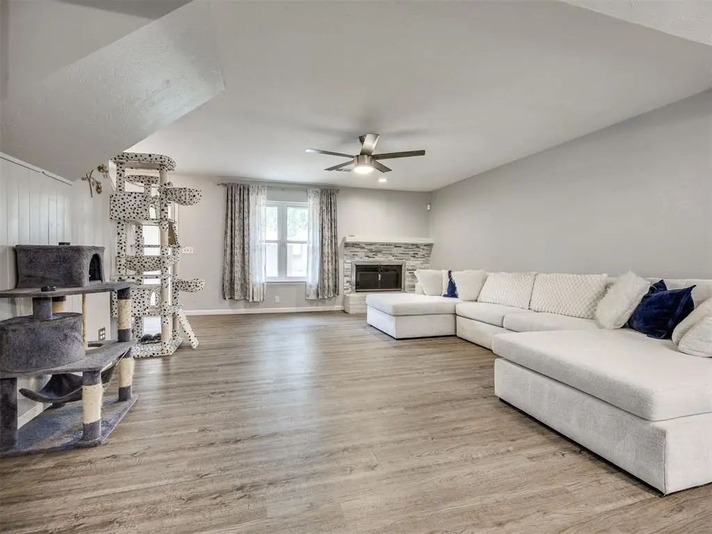 9636 N Hefner Village Boulevard, Oklahoma City