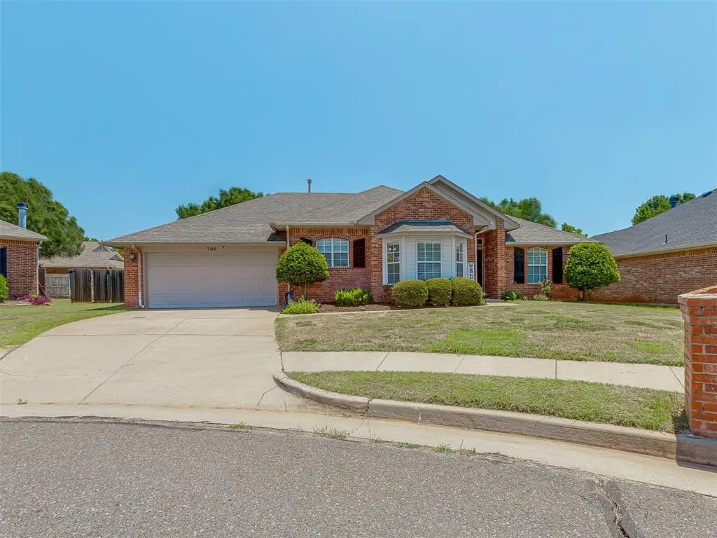 700 Taber Lane, Edmond