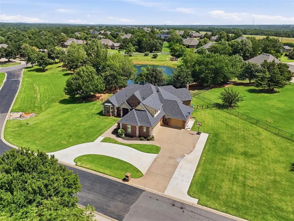 8321 Venezia Lane, Edmond
