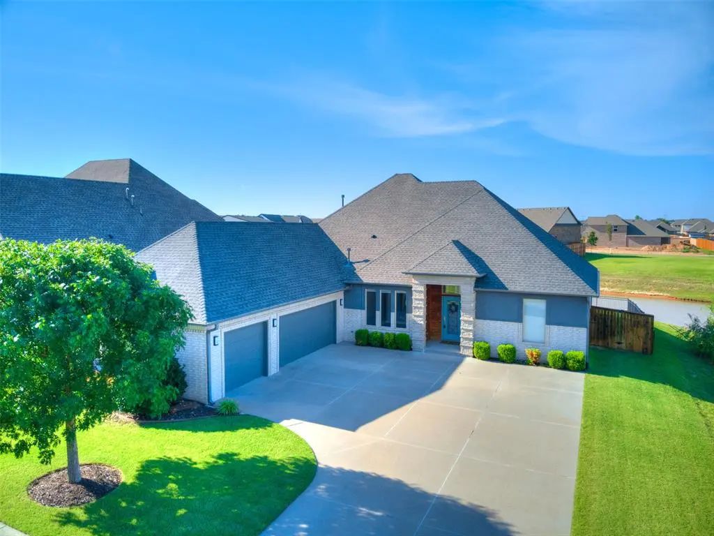 4326 Frontier Trail, Norman