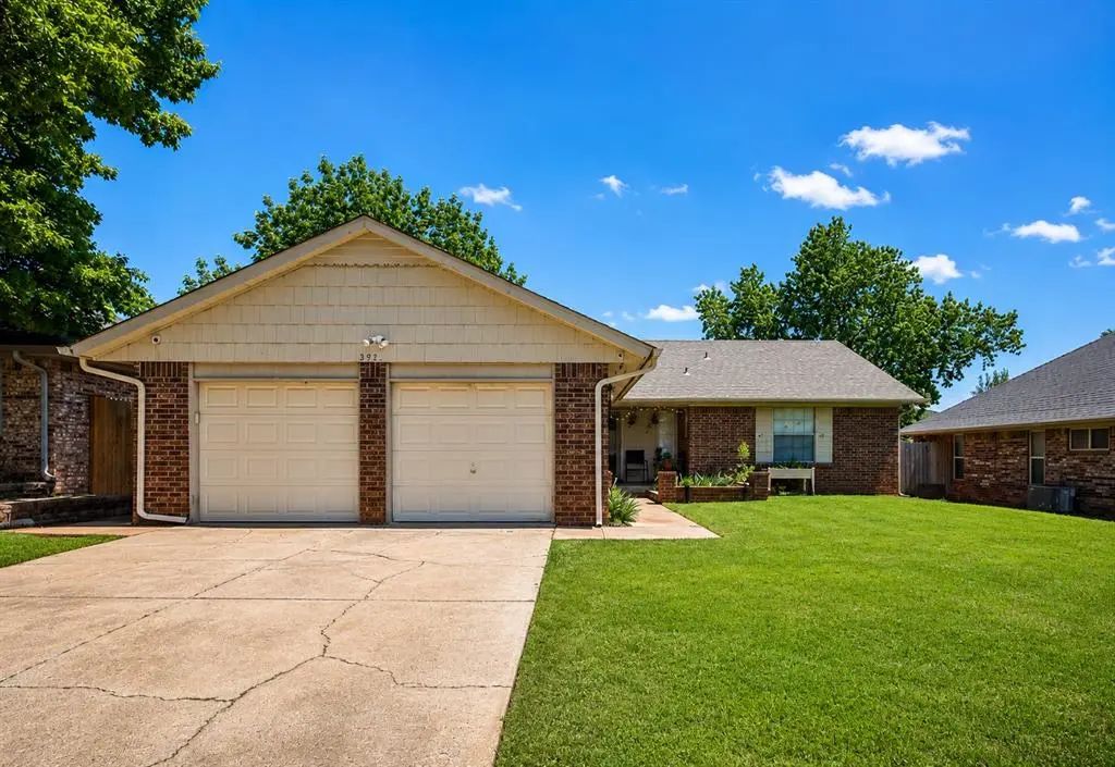 9912 S Country Club Drive, Oklahoma City