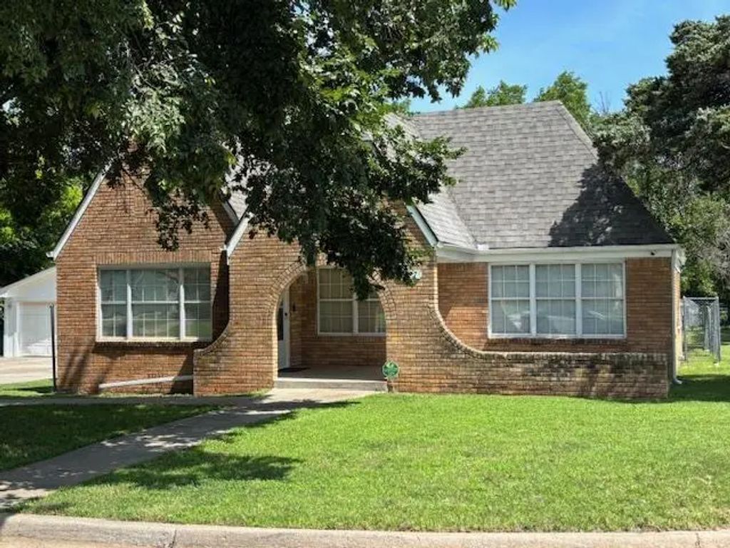 2037 Ne 16th Terrace, Oklahoma City