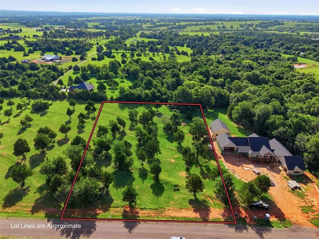 30392 Mesquite Way, Norman