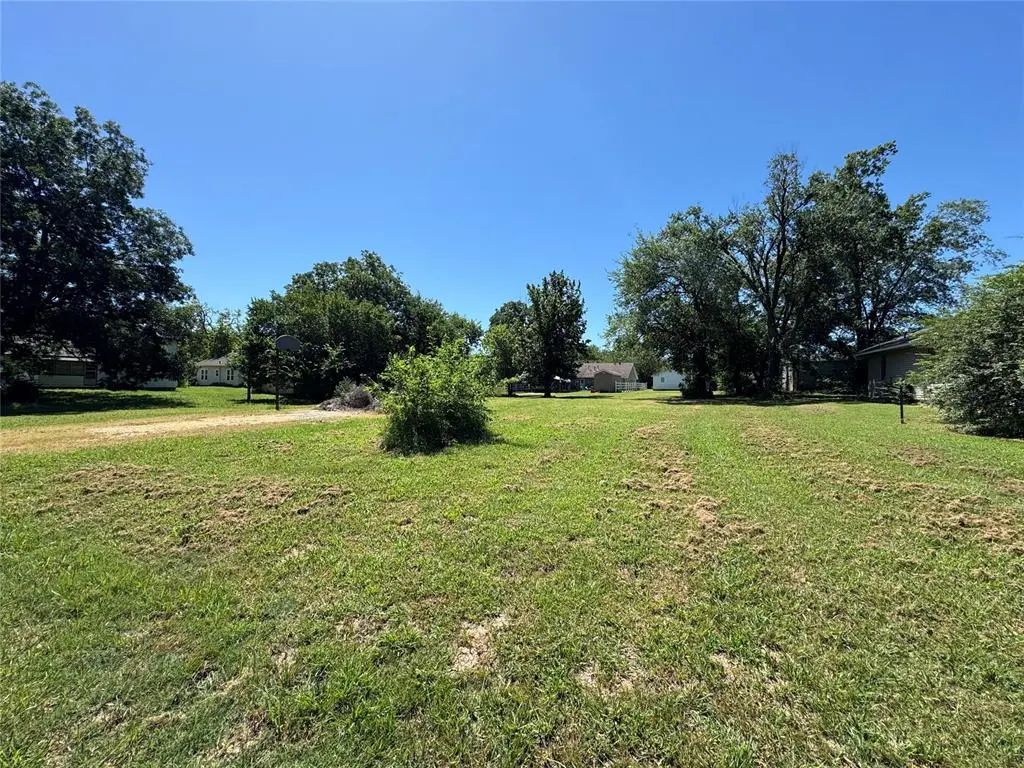 620 W 6th Street, Stroud