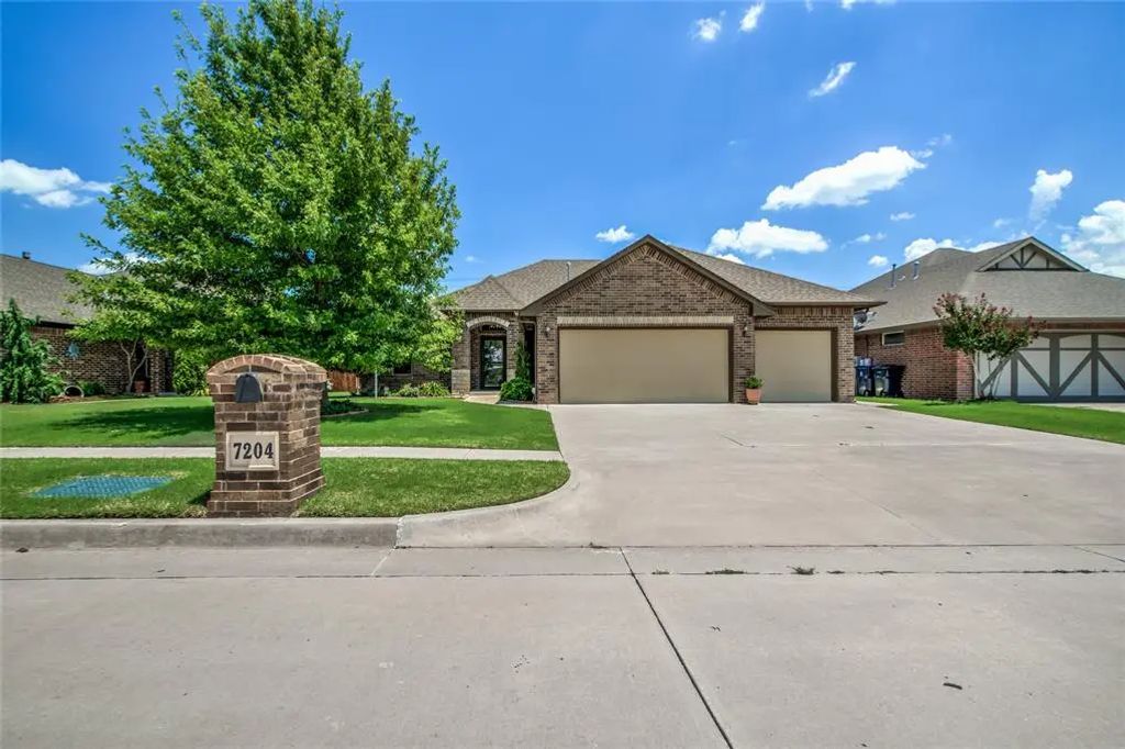7204 Stinchcomb Drive, Oklahoma City