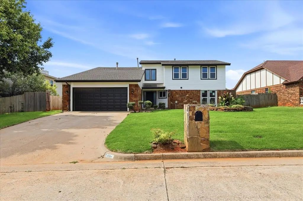 6104 W Gun Hill Way, Oklahoma City