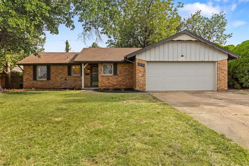 3016 Lakeside Drive, Oklahoma City