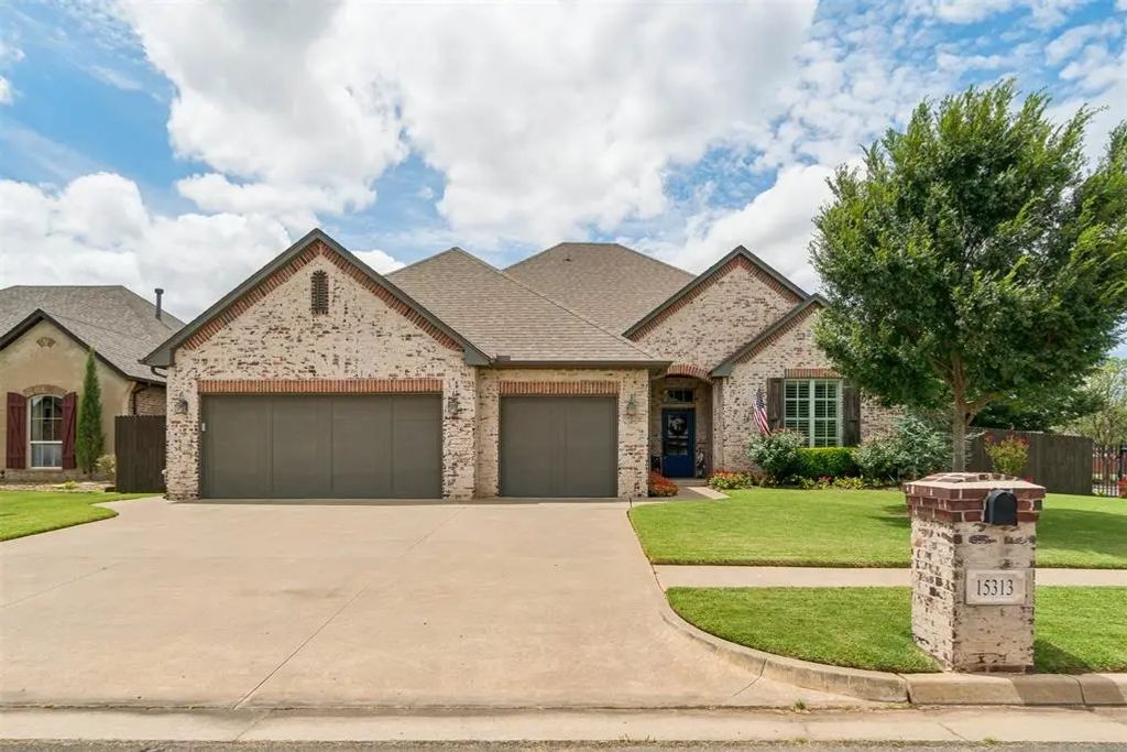 15313 Daybright Drive, Edmond