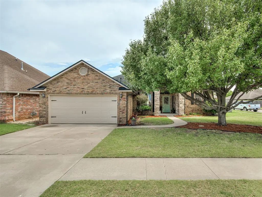 8908 Sw 54th Street, Oklahoma City