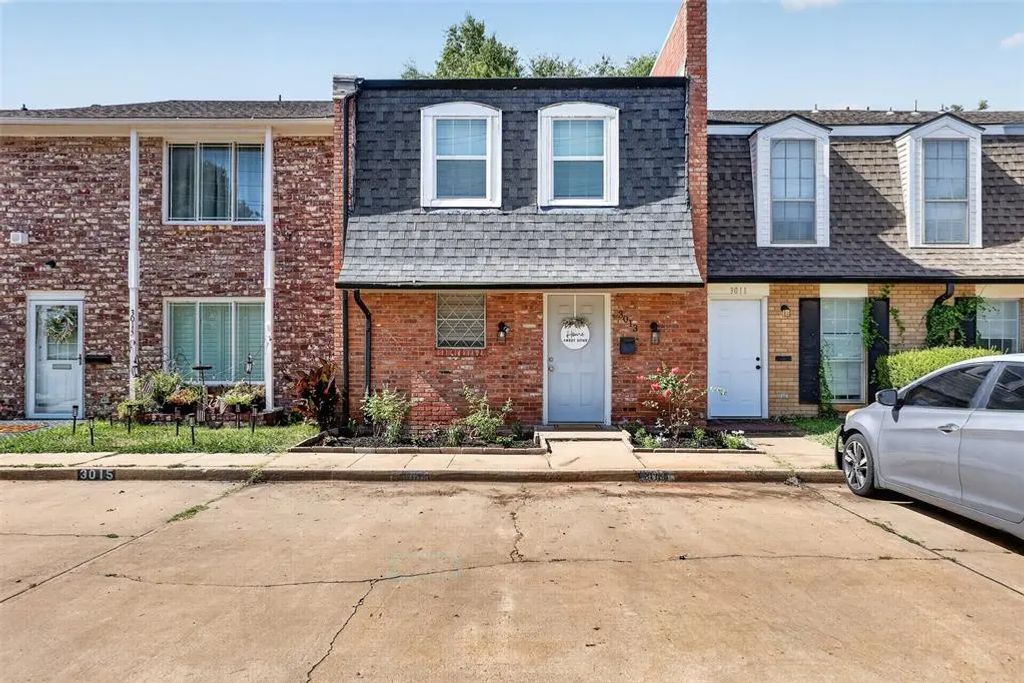 3013 W Wilshire Boulevard, Oklahoma City